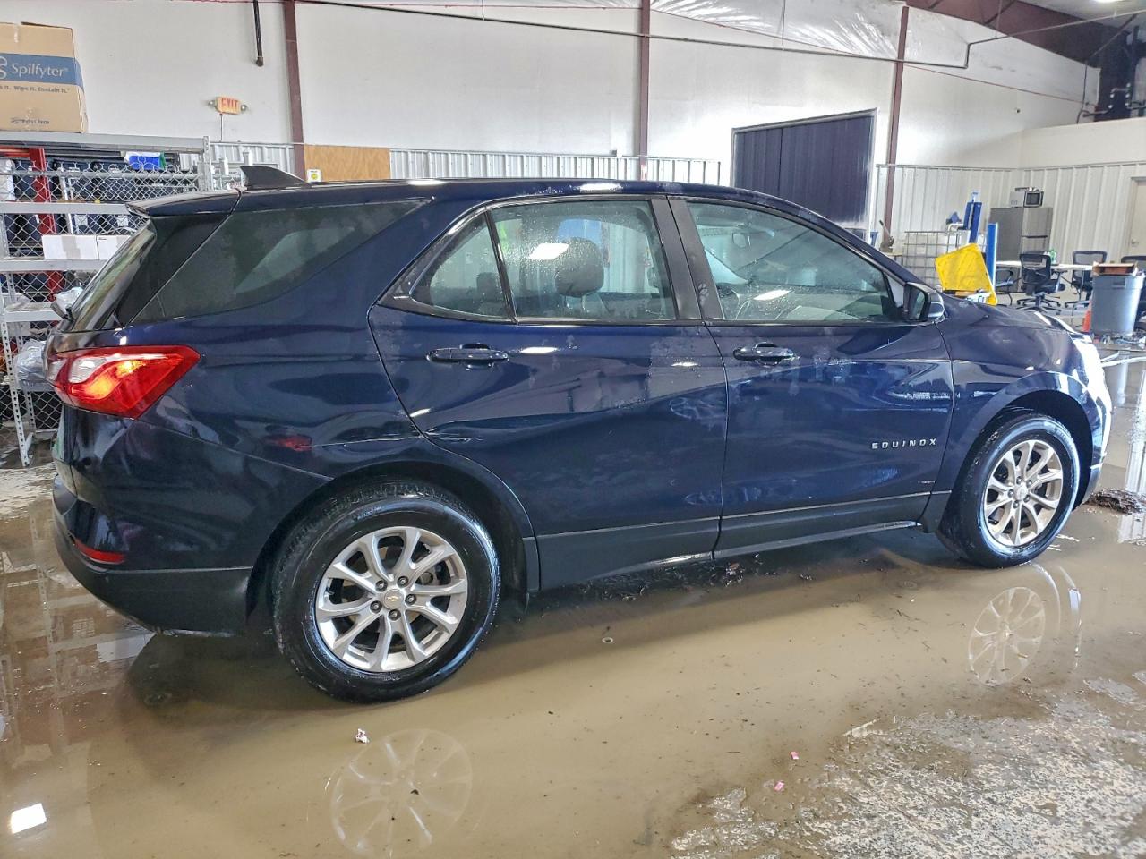 2020 CHEVROLET EQUINOX LS photo 3