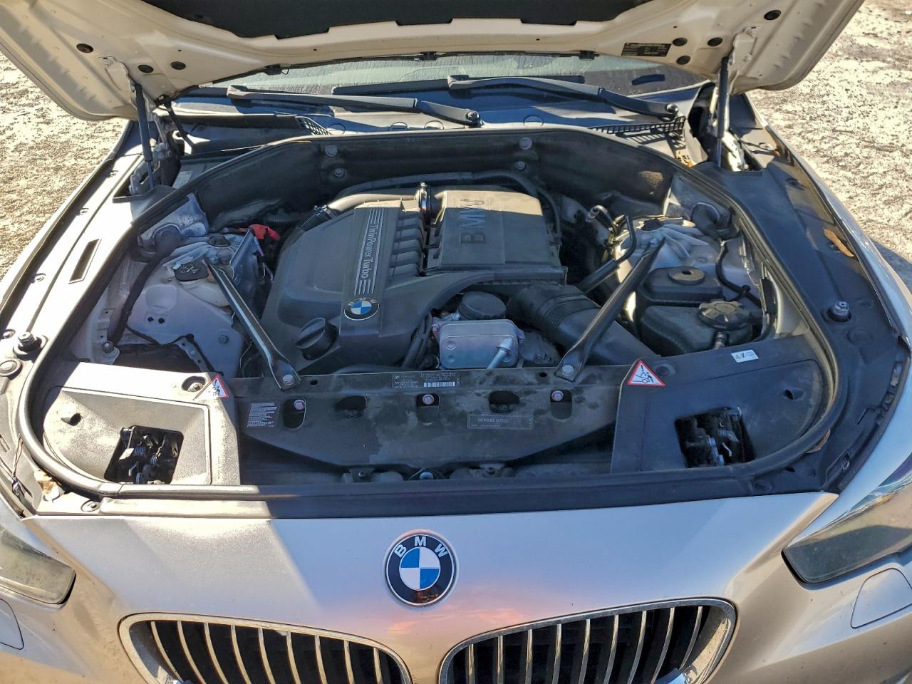 2011 BMW 535 GT photo 11
