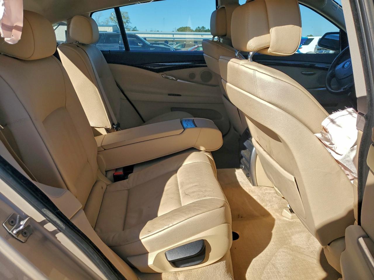 2011 BMW 535 GT photo 10