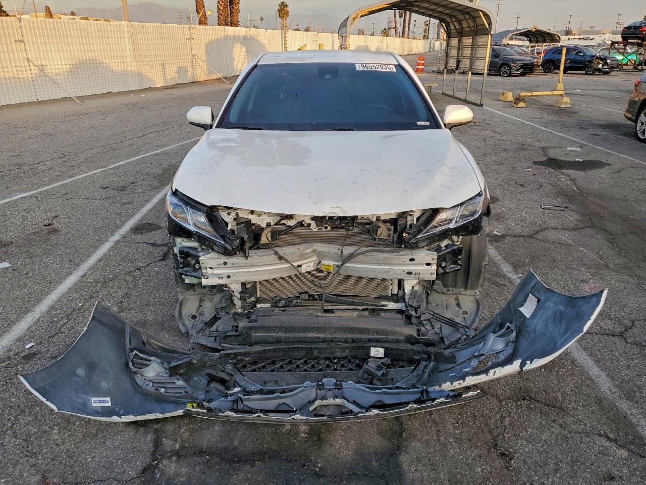 2018 TOYOTA CAMRY L photo 5