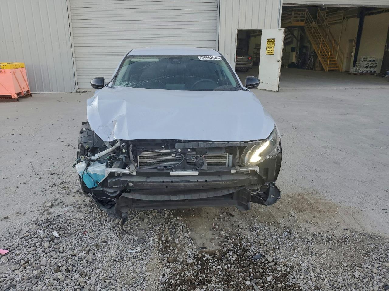 2024 NISSAN ALTIMA SR photo 9