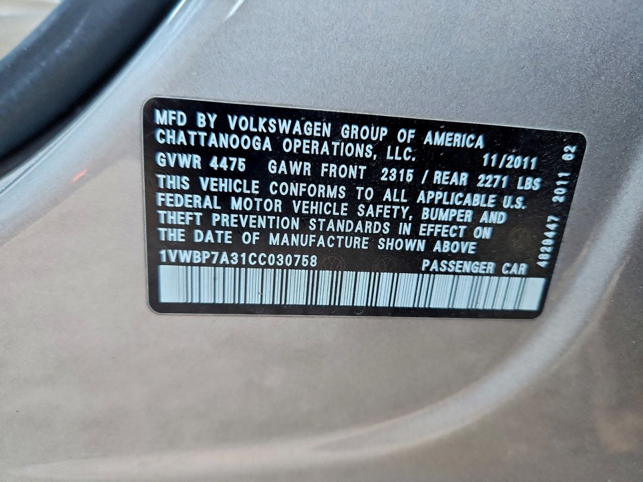 2012 VOLKSWAGEN PASSAT SE photo 25