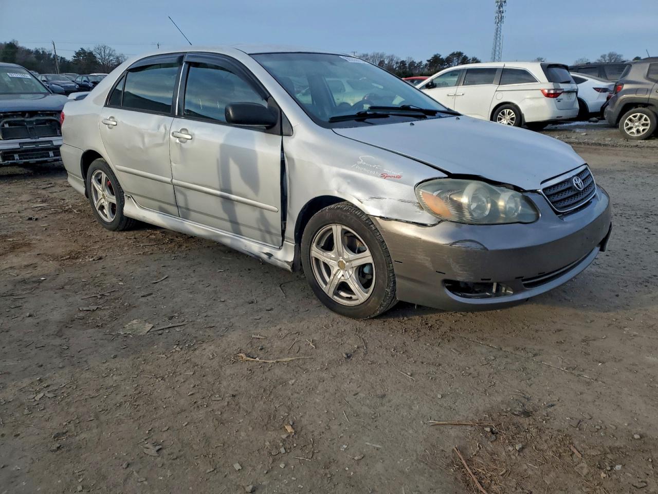 2005 TOYOTA COROLLA CE photo 4