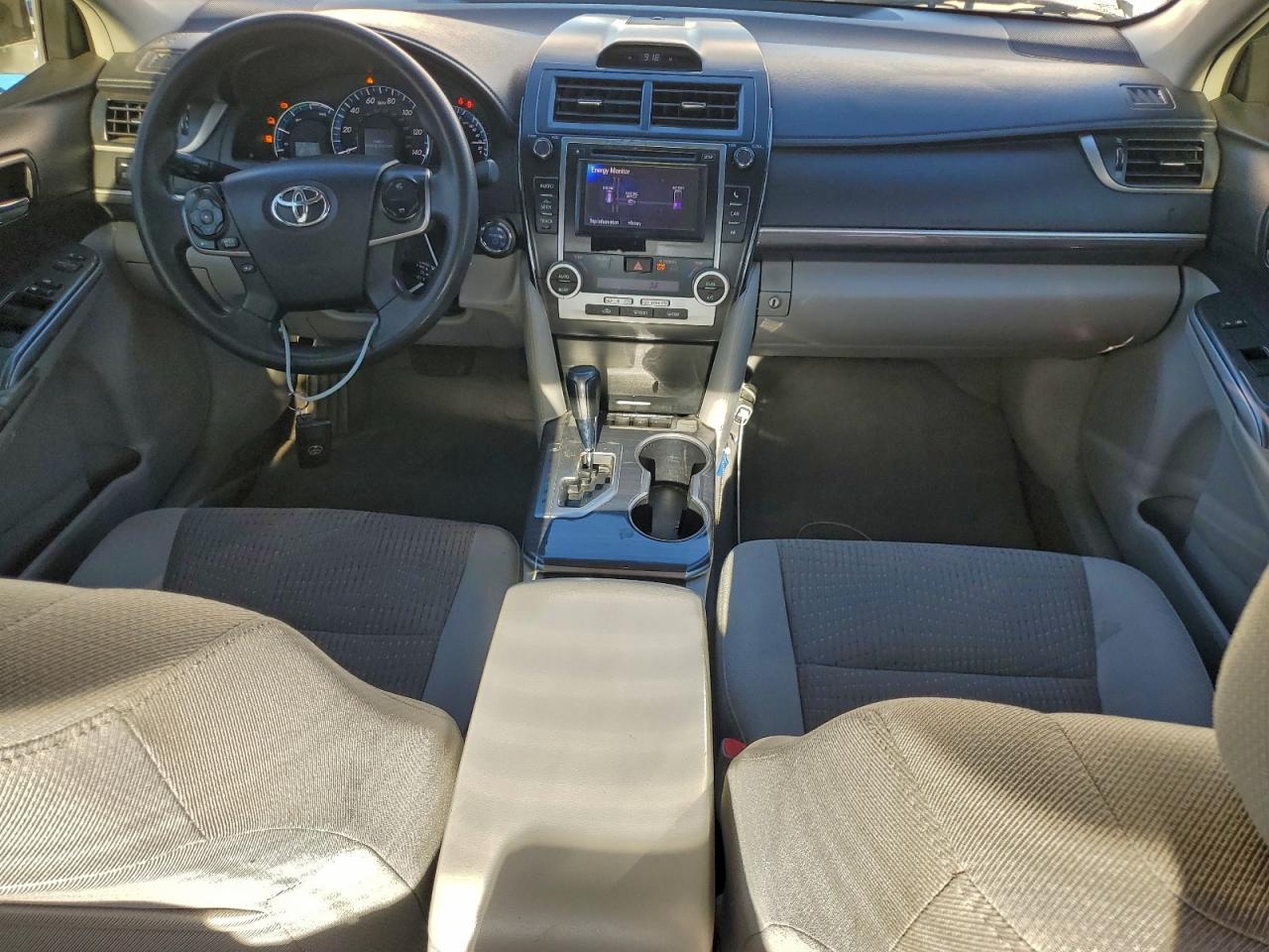 2013 TOYOTA CAMRY HYBRID photo 8
