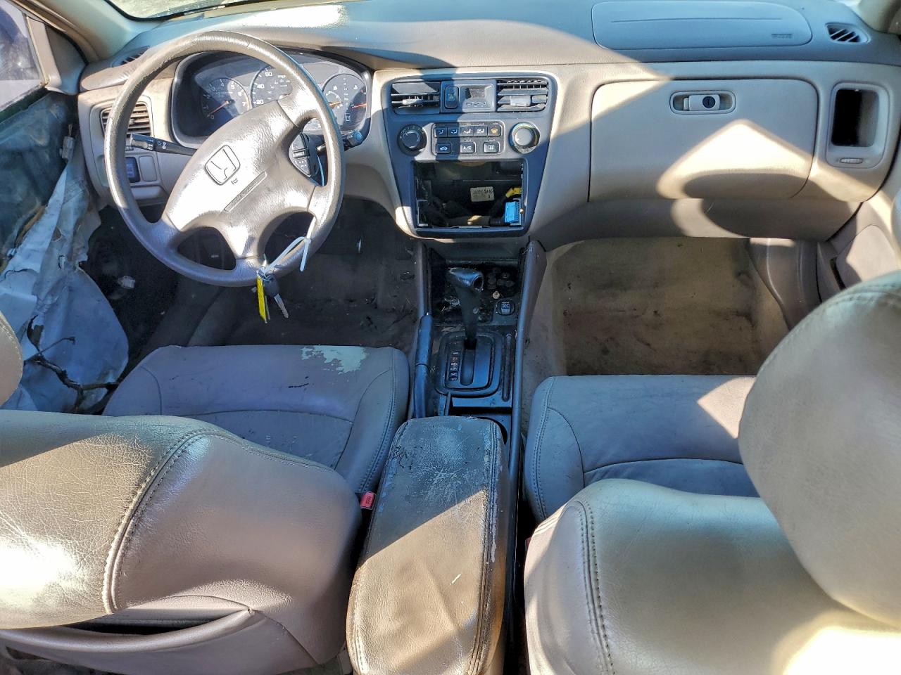 1999 HONDA ACCORD LX photo 15