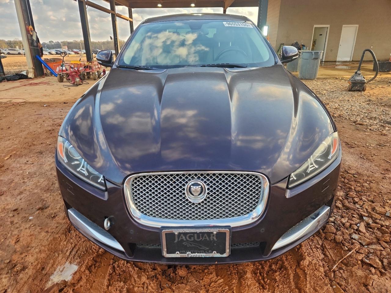 2012 JAGUAR XF PORTFOLIO photo 5