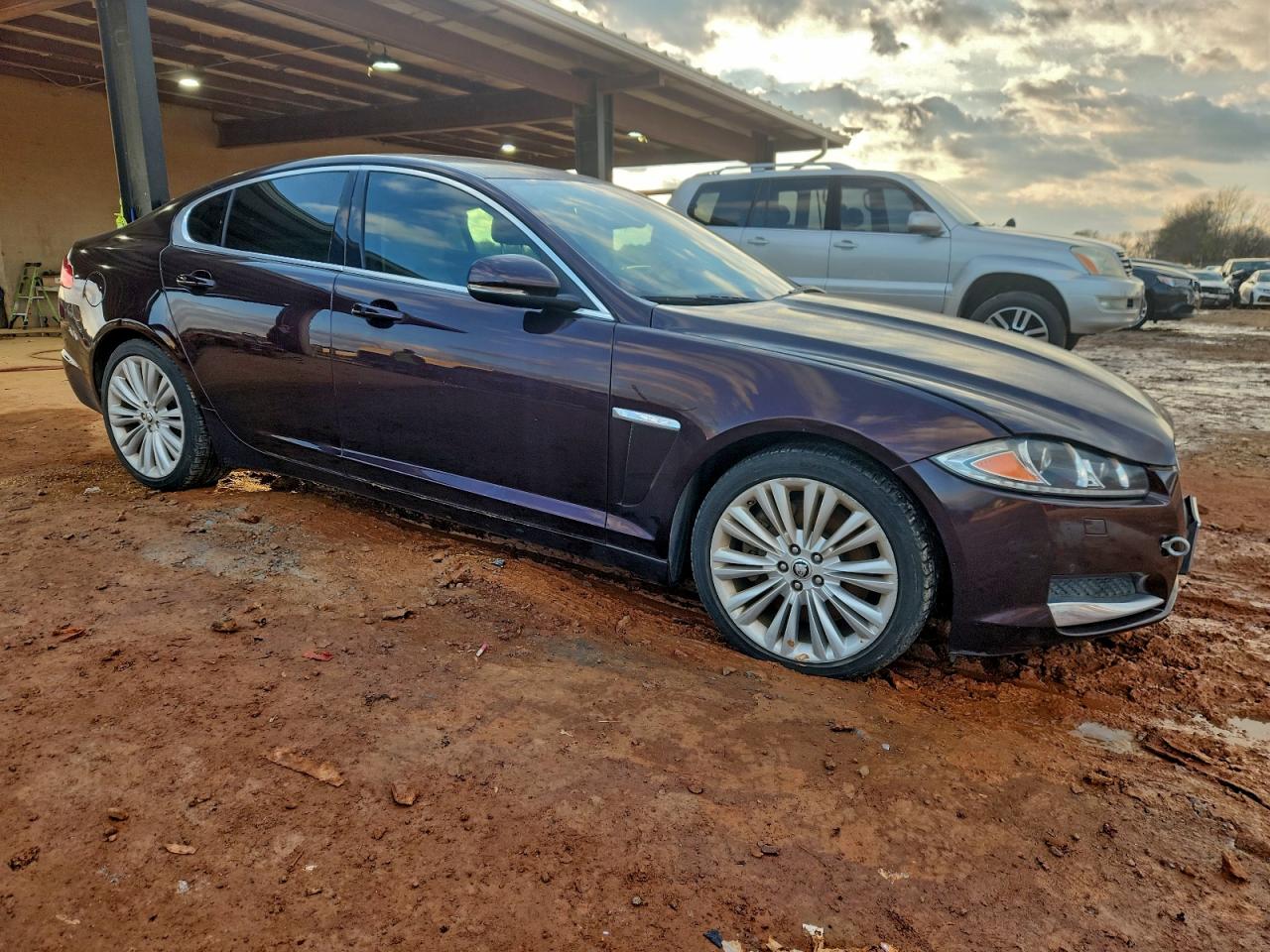 2012 JAGUAR XF PORTFOLIO photo 4