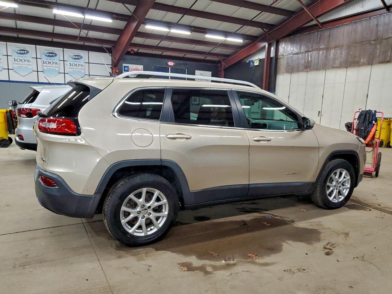 2014 JEEP CHEROKEE LATITUDE photo 3