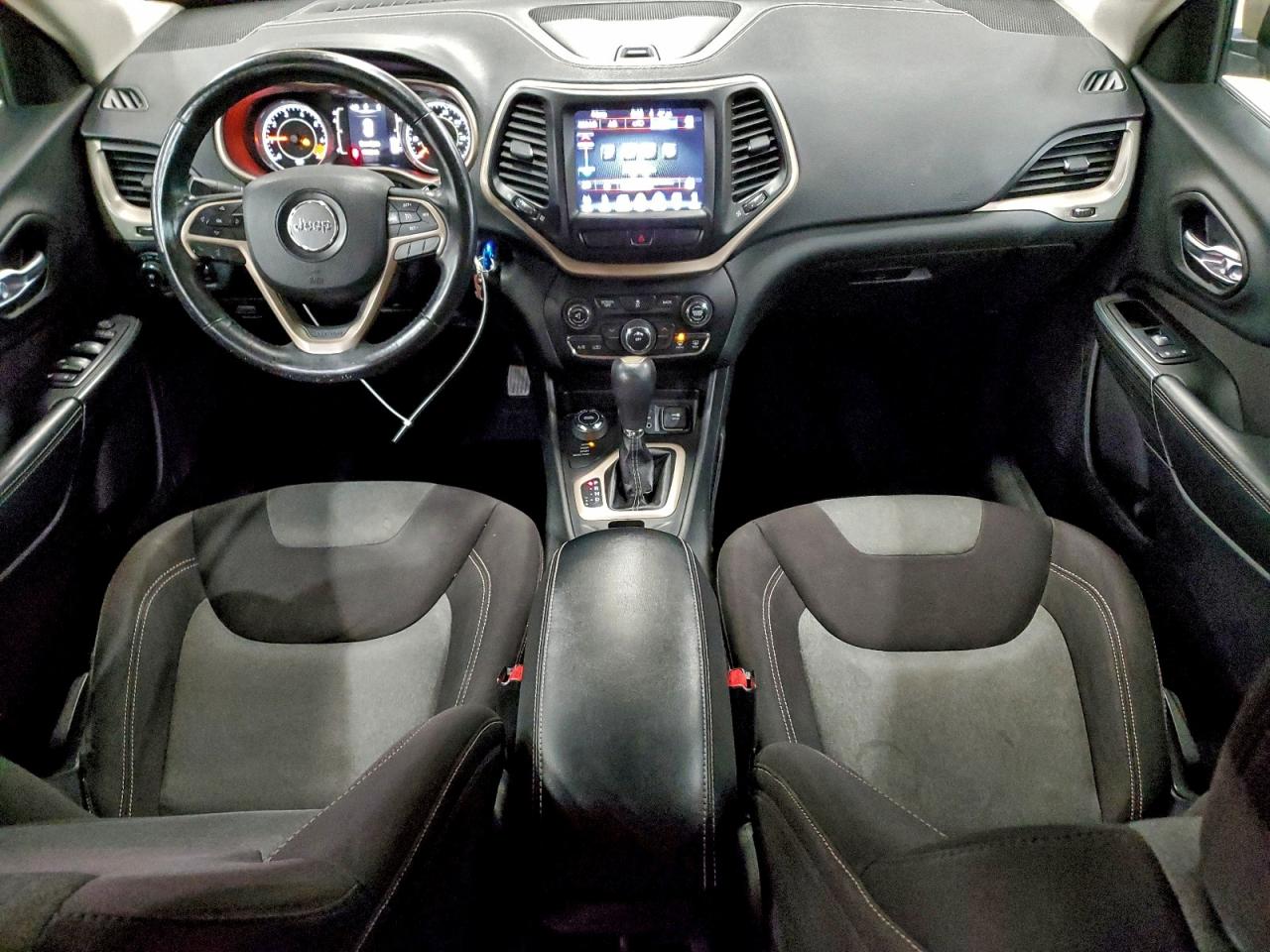 2014 JEEP CHEROKEE LATITUDE photo 8