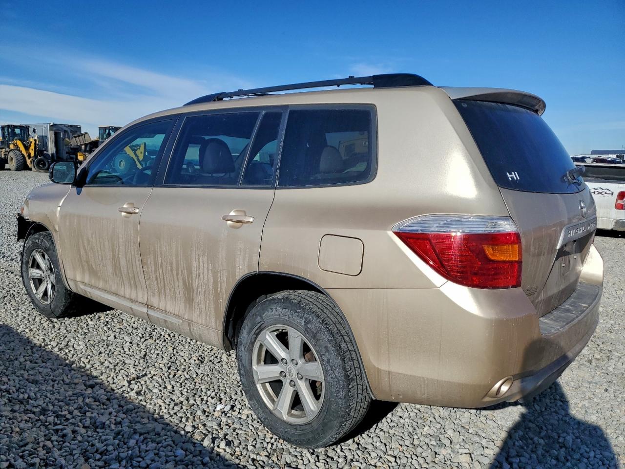 2010 TOYOTA HIGHLANDER SE photo 2