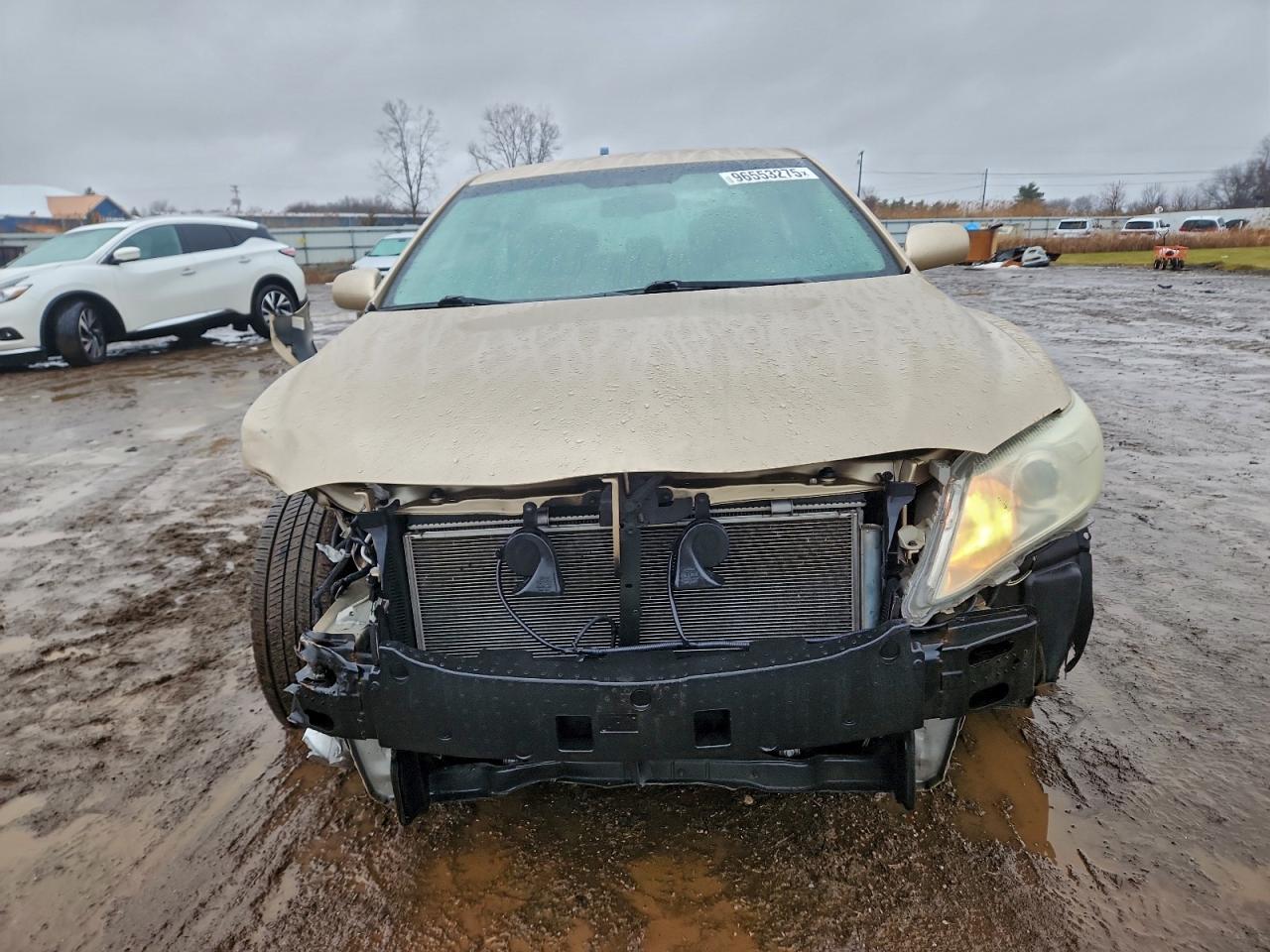 2010 TOYOTA CAMRY BASE photo 5