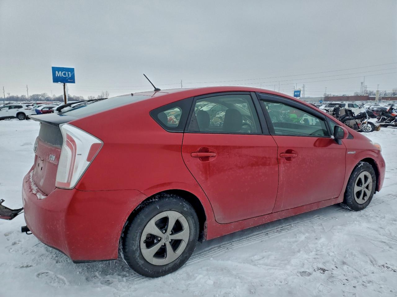 2014 TOYOTA PRIUS photo 3