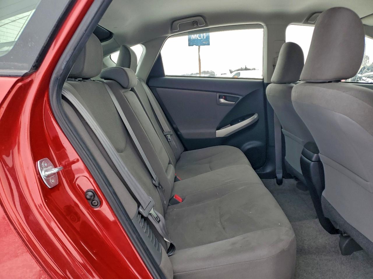 2014 TOYOTA PRIUS photo 10