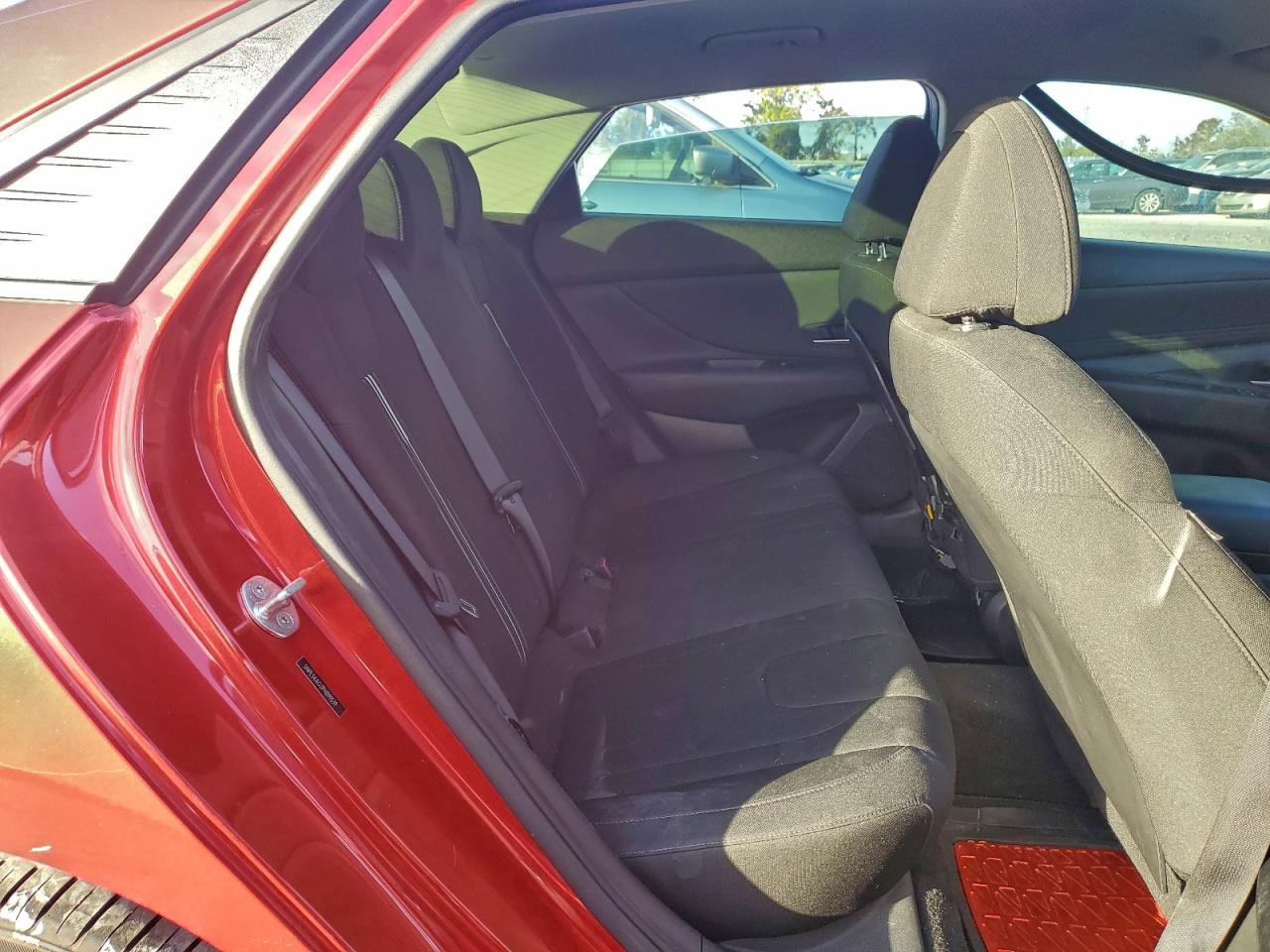 2023 HYUNDAI ELANTRA SEL photo 10