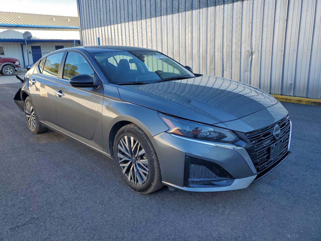 2025 NISSAN ALTIMA SV photo 4