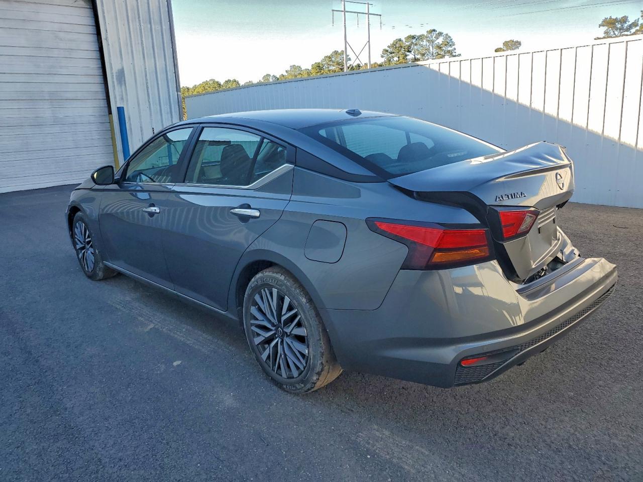 2025 NISSAN ALTIMA SV photo 2