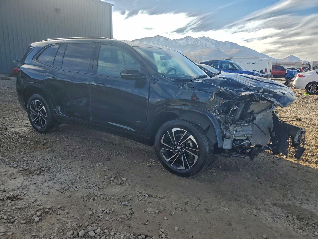 2025 BUICK ENCLAVE SPORT TOURING photo 4