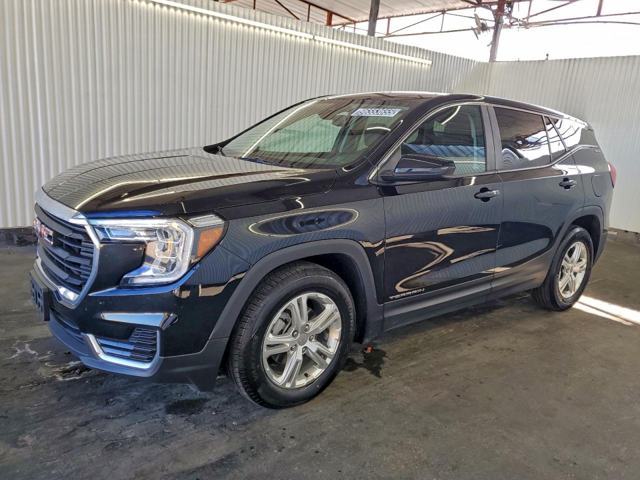 2024 GMC TERRAIN SLE — REAR END damage — photo 1