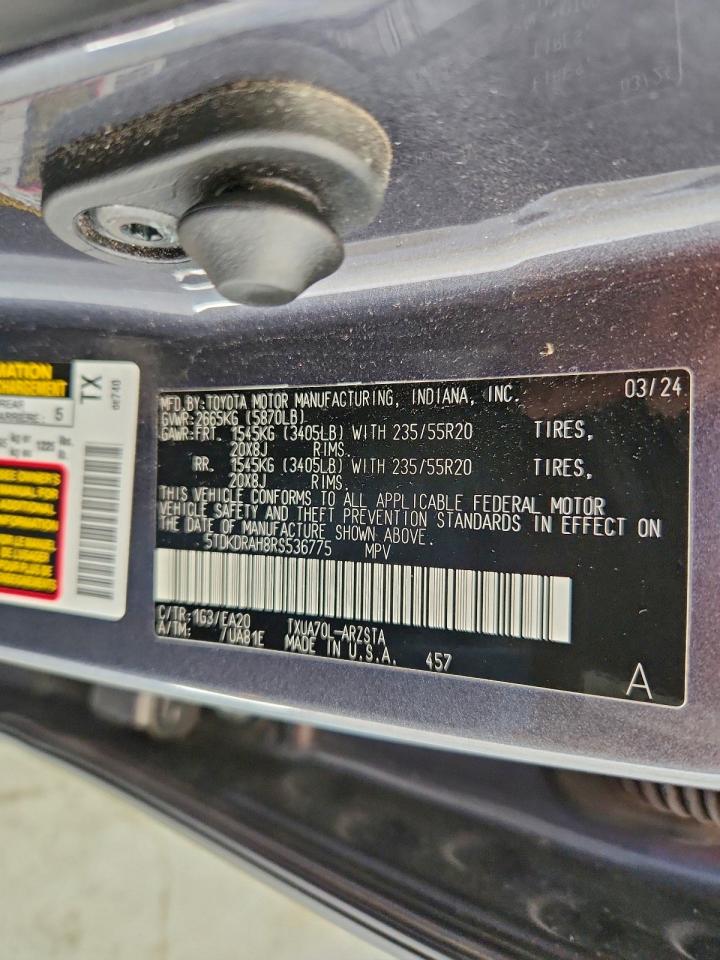 2024 TOYOTA HIGHLANDER LE photo 14