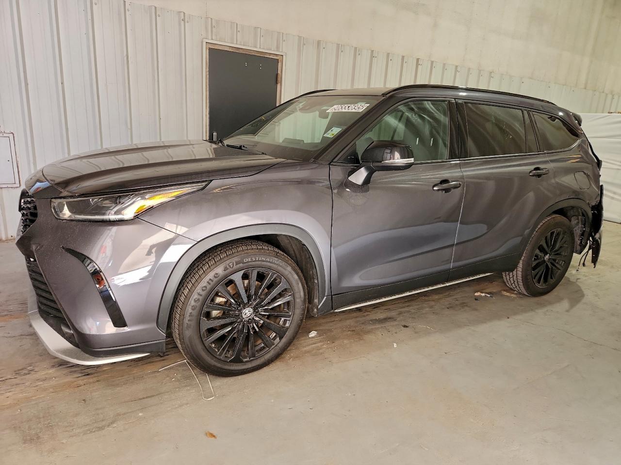 2024 TOYOTA HIGHLANDER