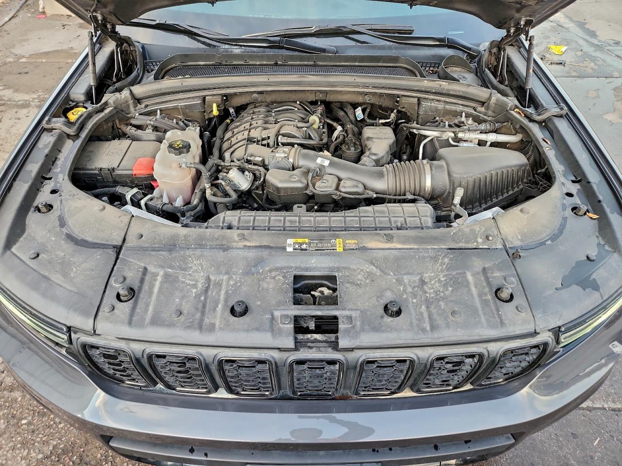 2022 JEEP GRAND CHEROKEE L LAREDO photo 23