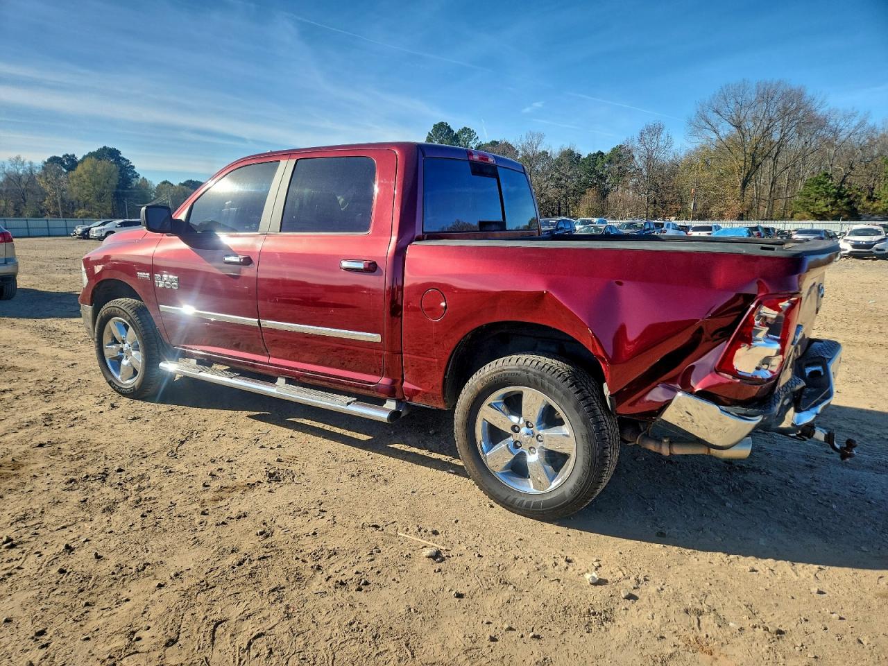 2018 RAM 1500 SLT photo 3