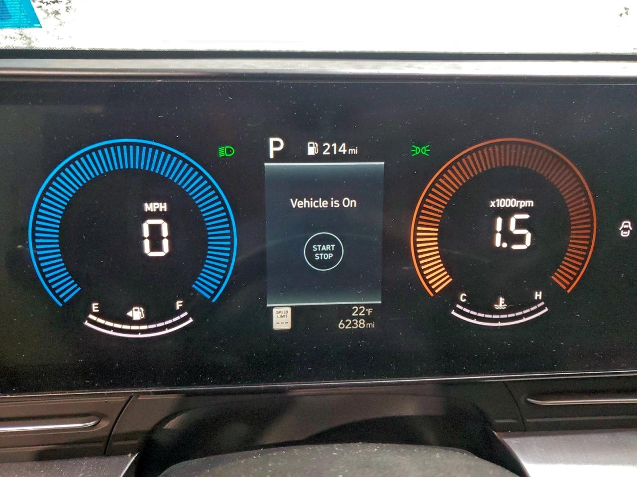 2025 HYUNDAI KONA SEL photo 9