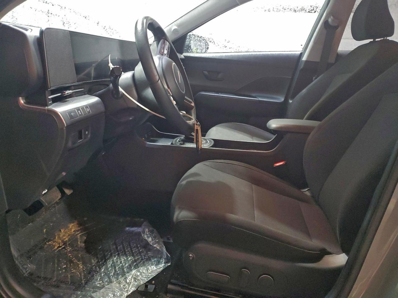 2025 HYUNDAI KONA SEL photo 7