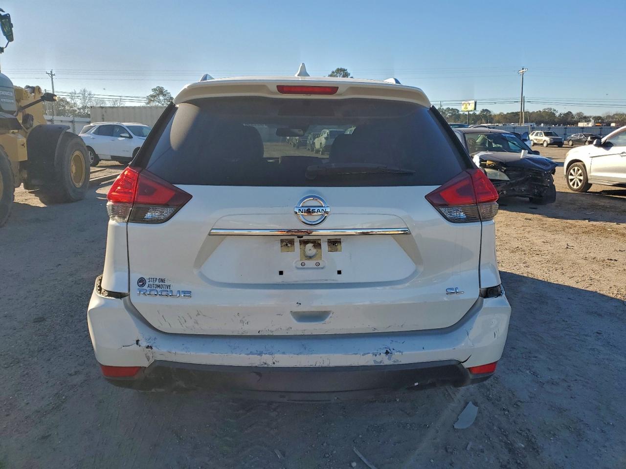 2017 NISSAN ROGUE S photo 6