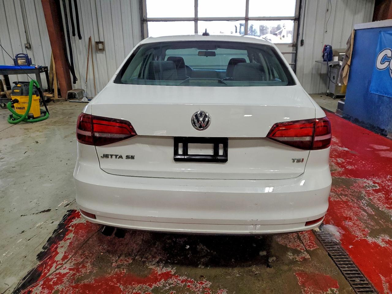 2017 VOLKSWAGEN JETTA SE photo 6