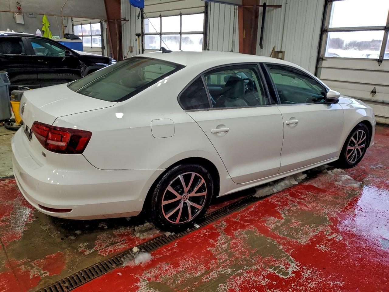 2017 VOLKSWAGEN JETTA SE photo 3