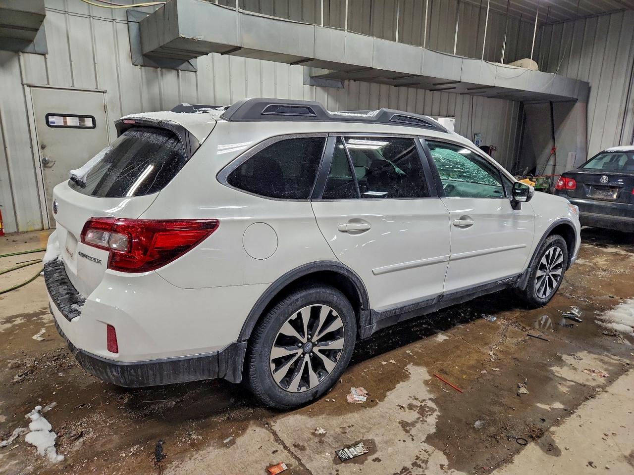 2015 SUBARU OUTBACK 2.5I LIMITED photo 3