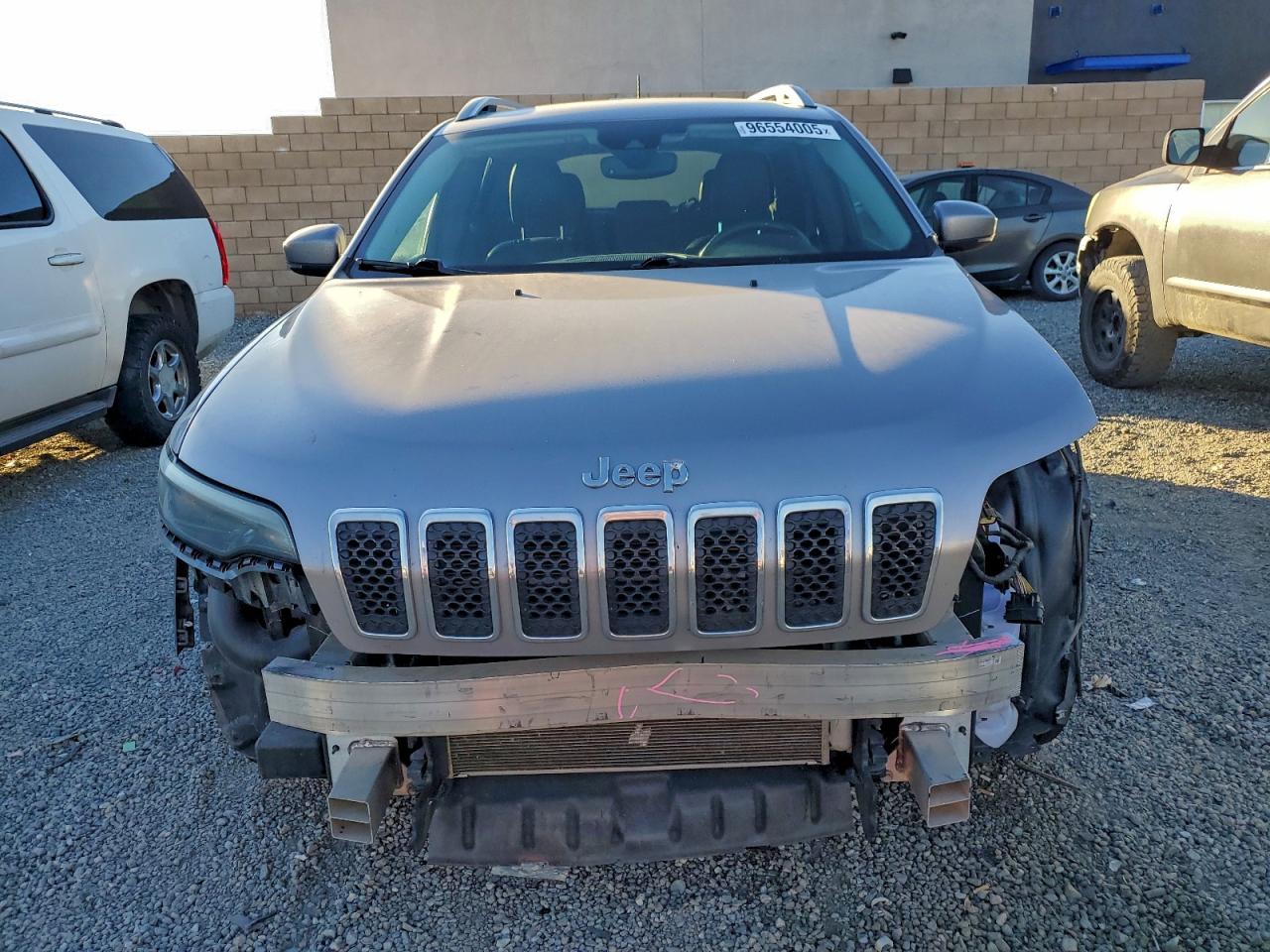 2021 JEEP CHEROKEE LATITUDE LUX photo 5
