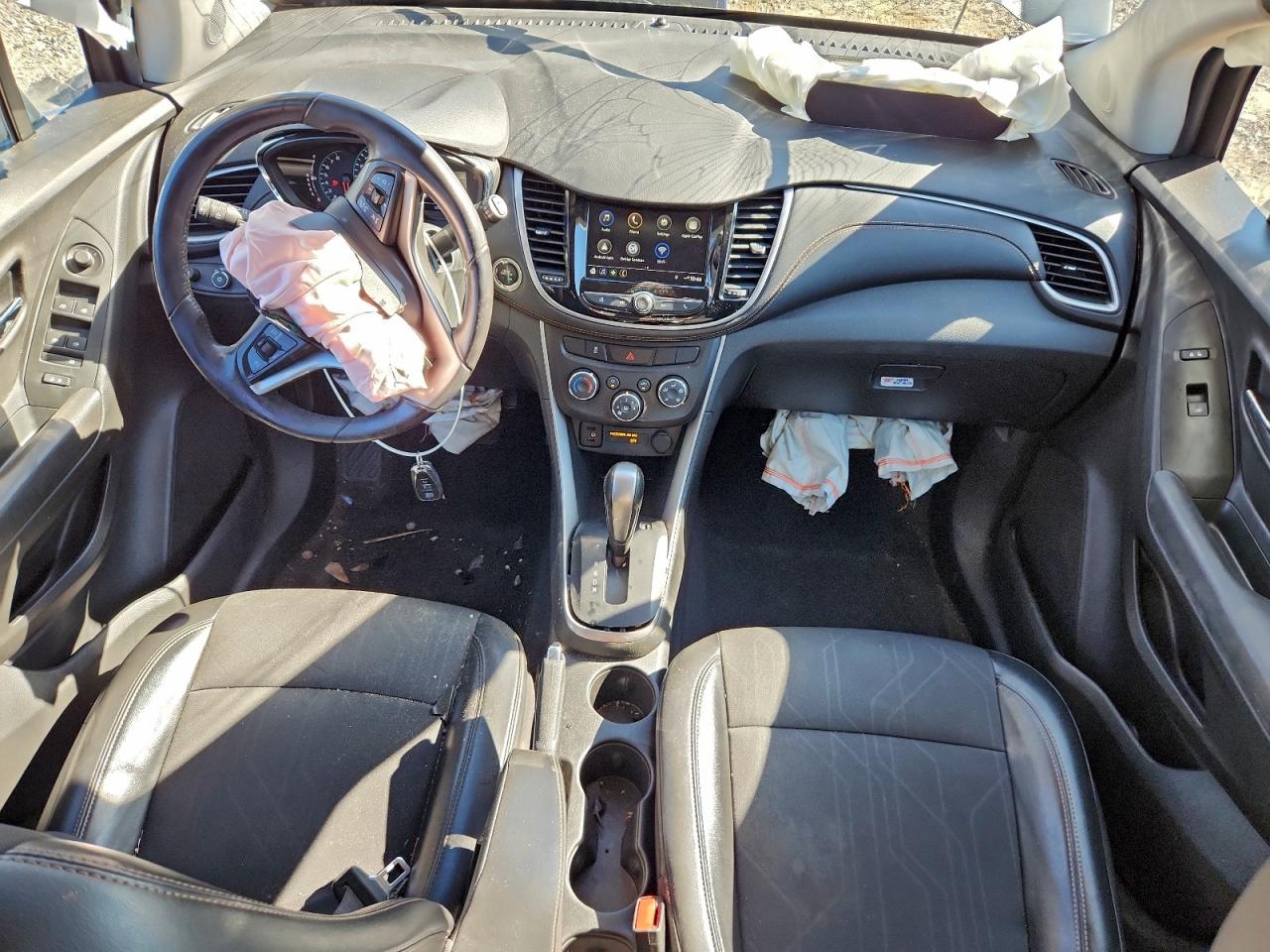 2019 CHEVROLET TRAX 1LT photo 8