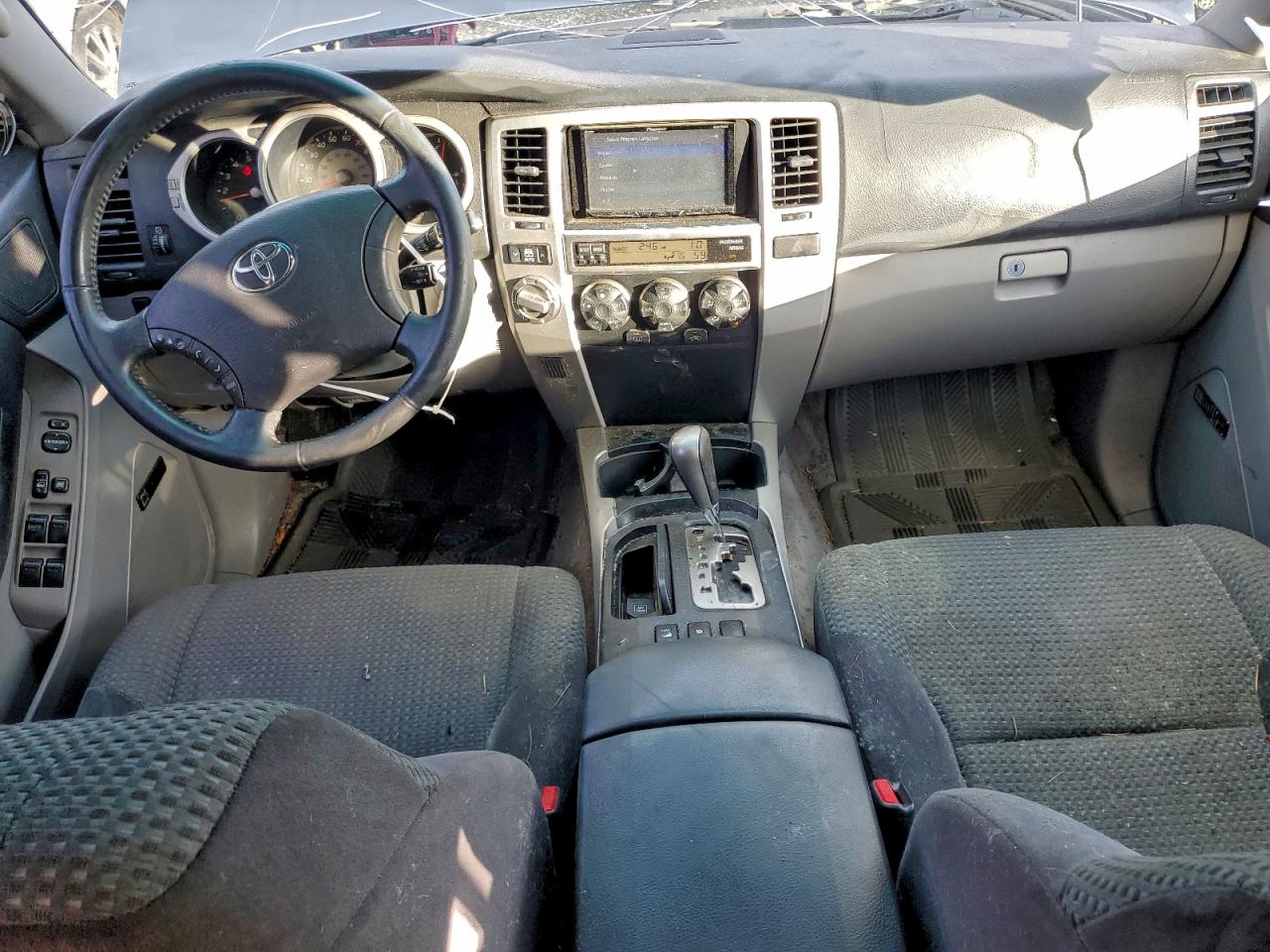 2005 TOYOTA 4RUNNER SR5 photo 8