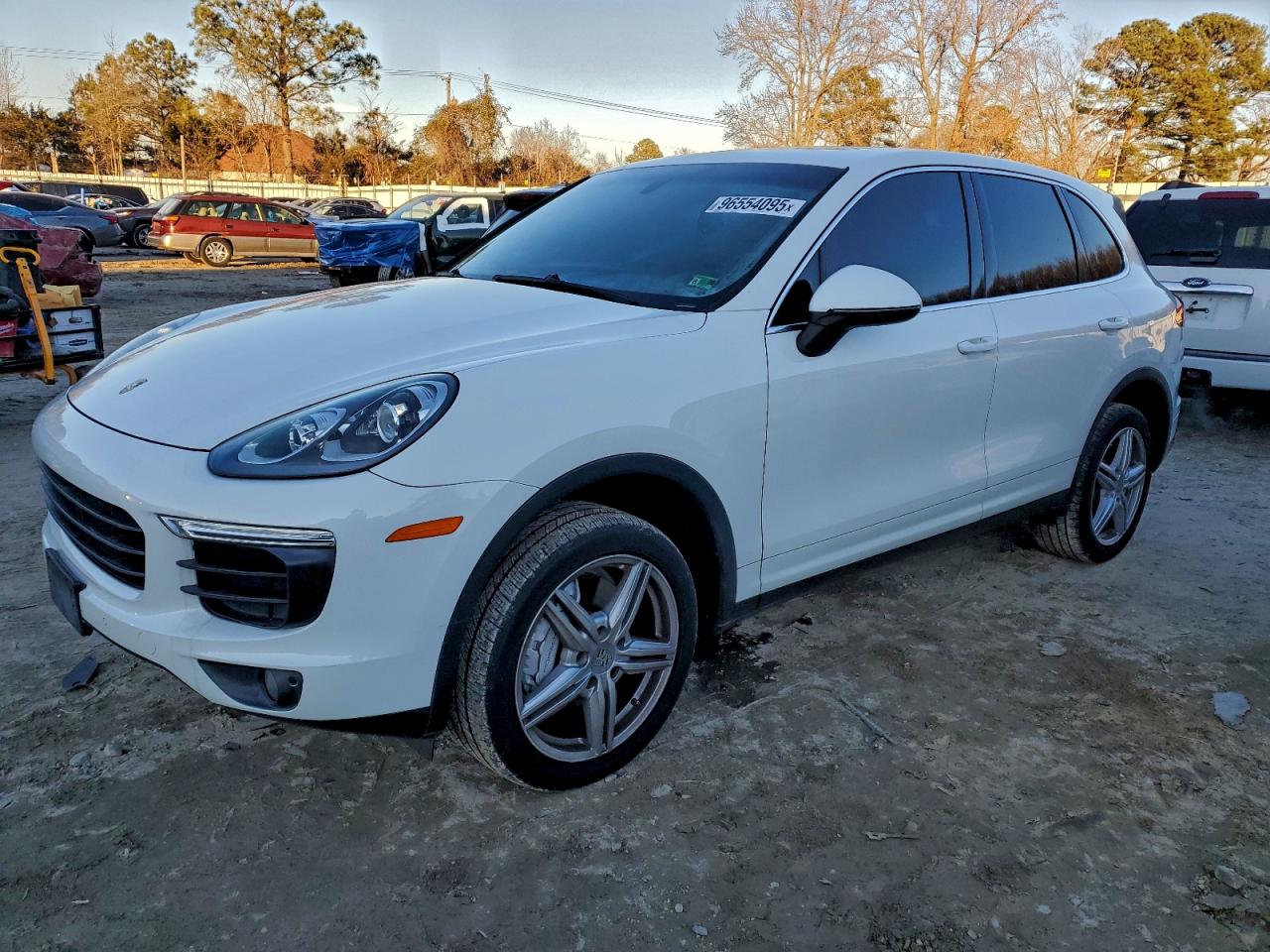 2016 PORSCHE CAYENNE