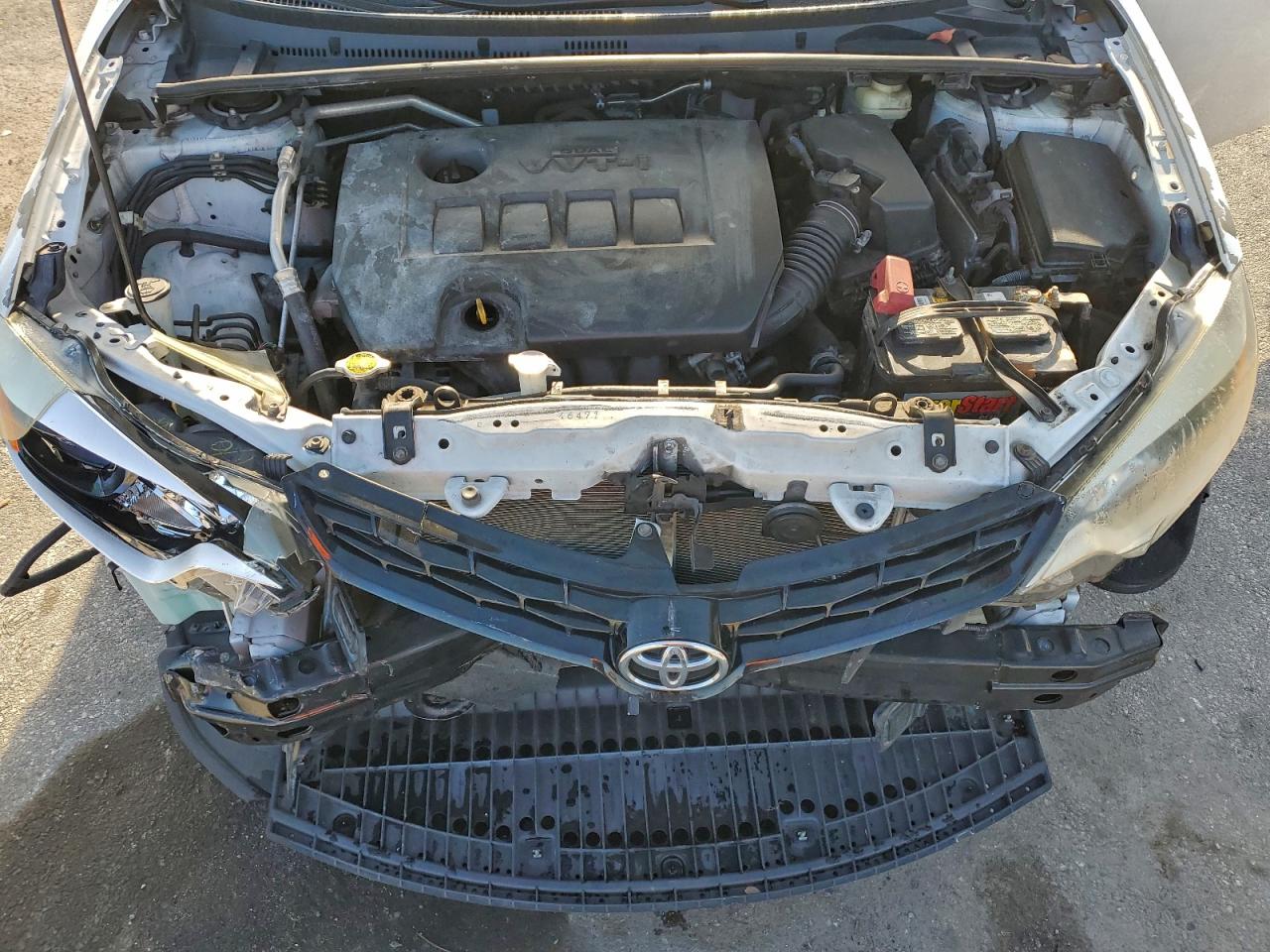 2015 TOYOTA COROLLA L photo 11