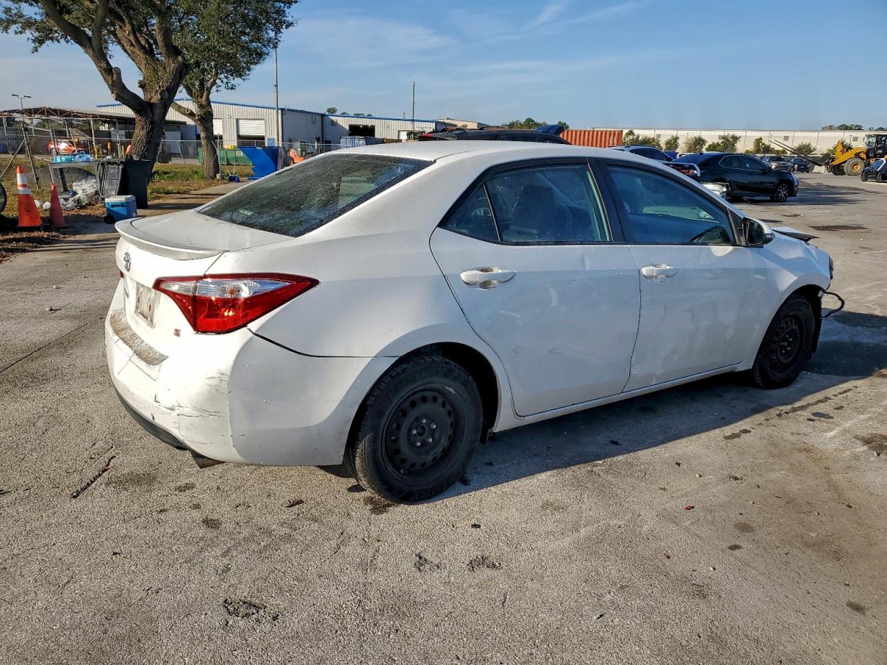 2015 TOYOTA COROLLA L photo 3
