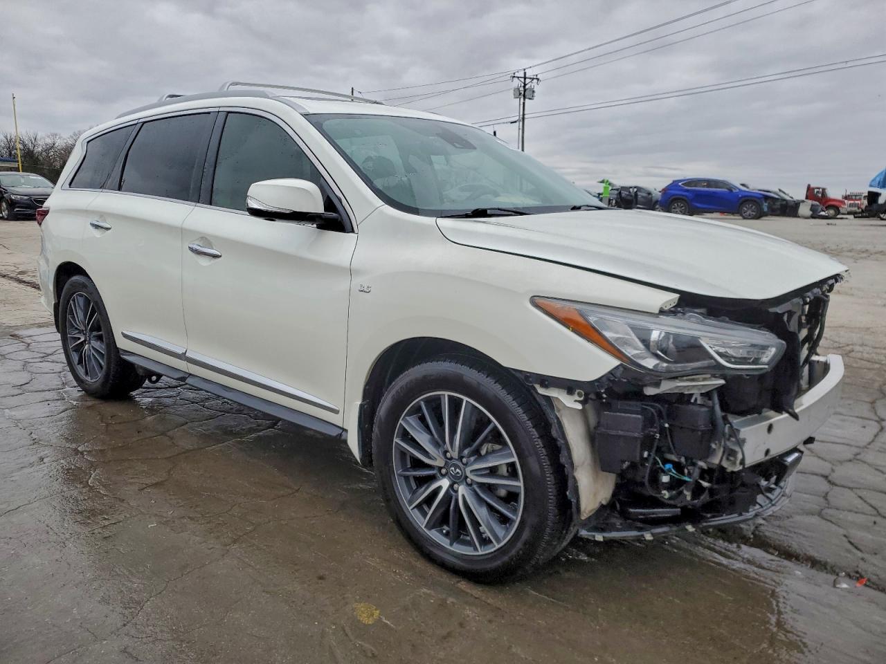 2020 INFINITI QX60 LUXE photo 4