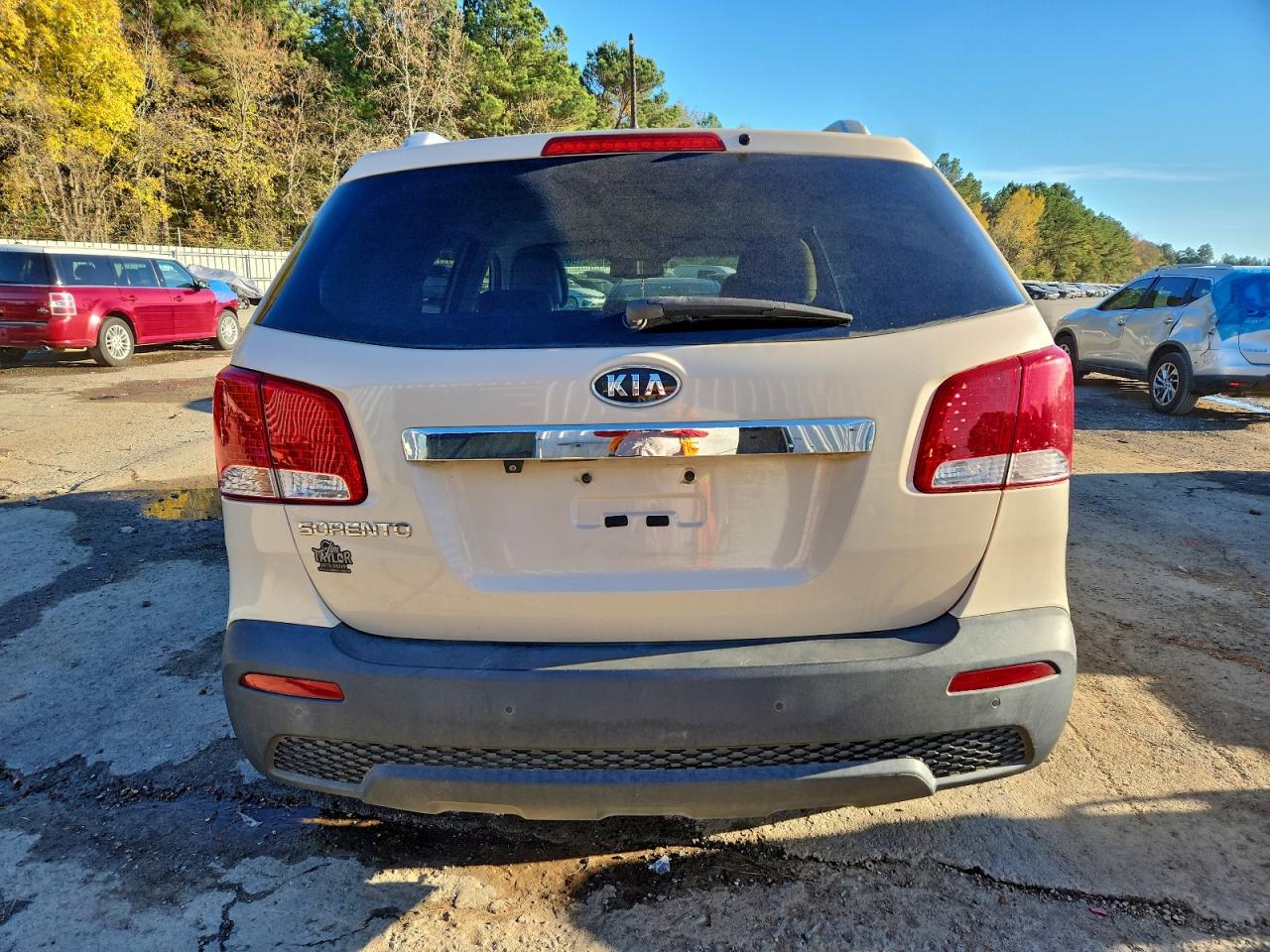 2011 KIA SORENTO LX photo 6