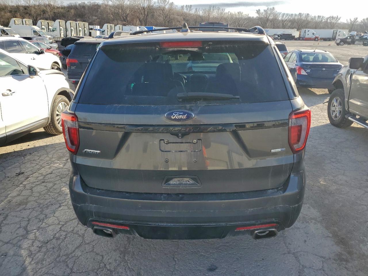 2017 FORD EXPLORER SPORT photo 6