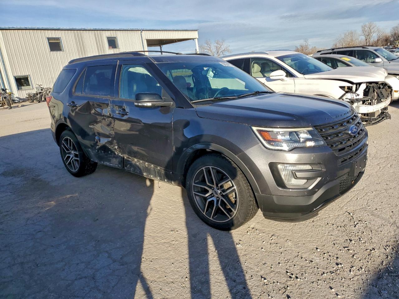 2017 FORD EXPLORER SPORT photo 4