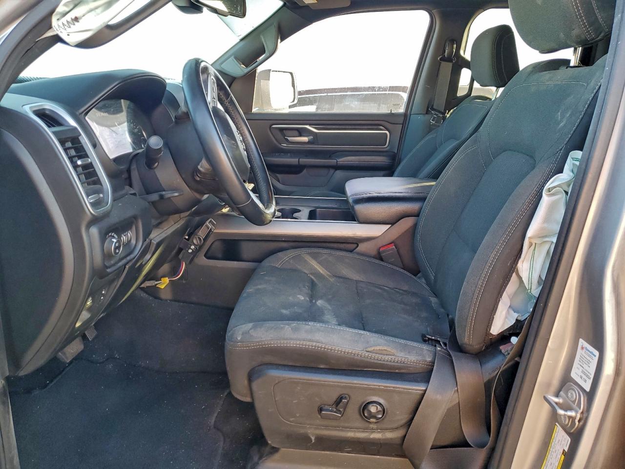 2019 RAM 1500 BIG HORN photo 7