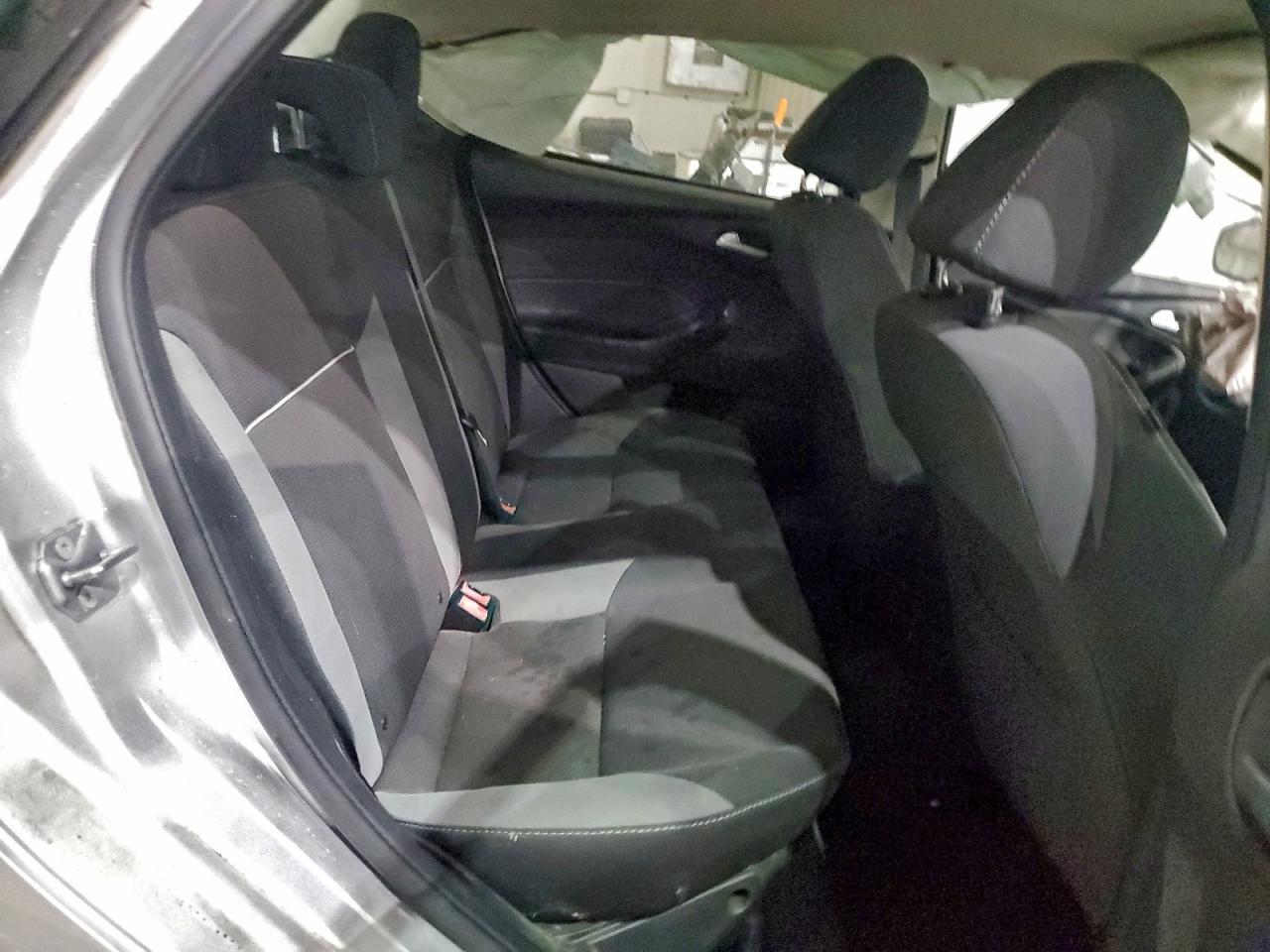 2013 FORD FOCUS SE photo 10