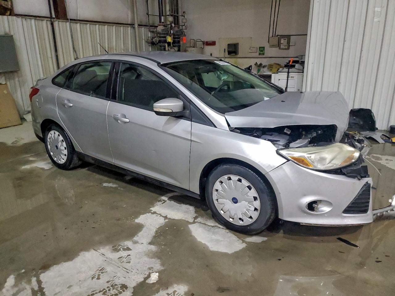 2013 FORD FOCUS SE photo 4