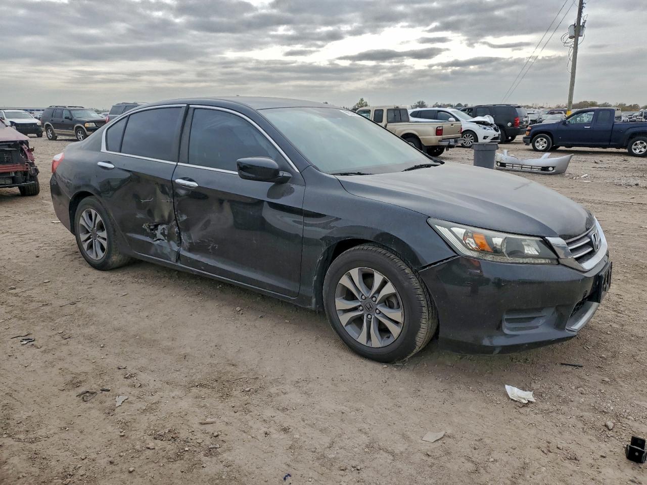 2014 HONDA ACCORD LX photo 4