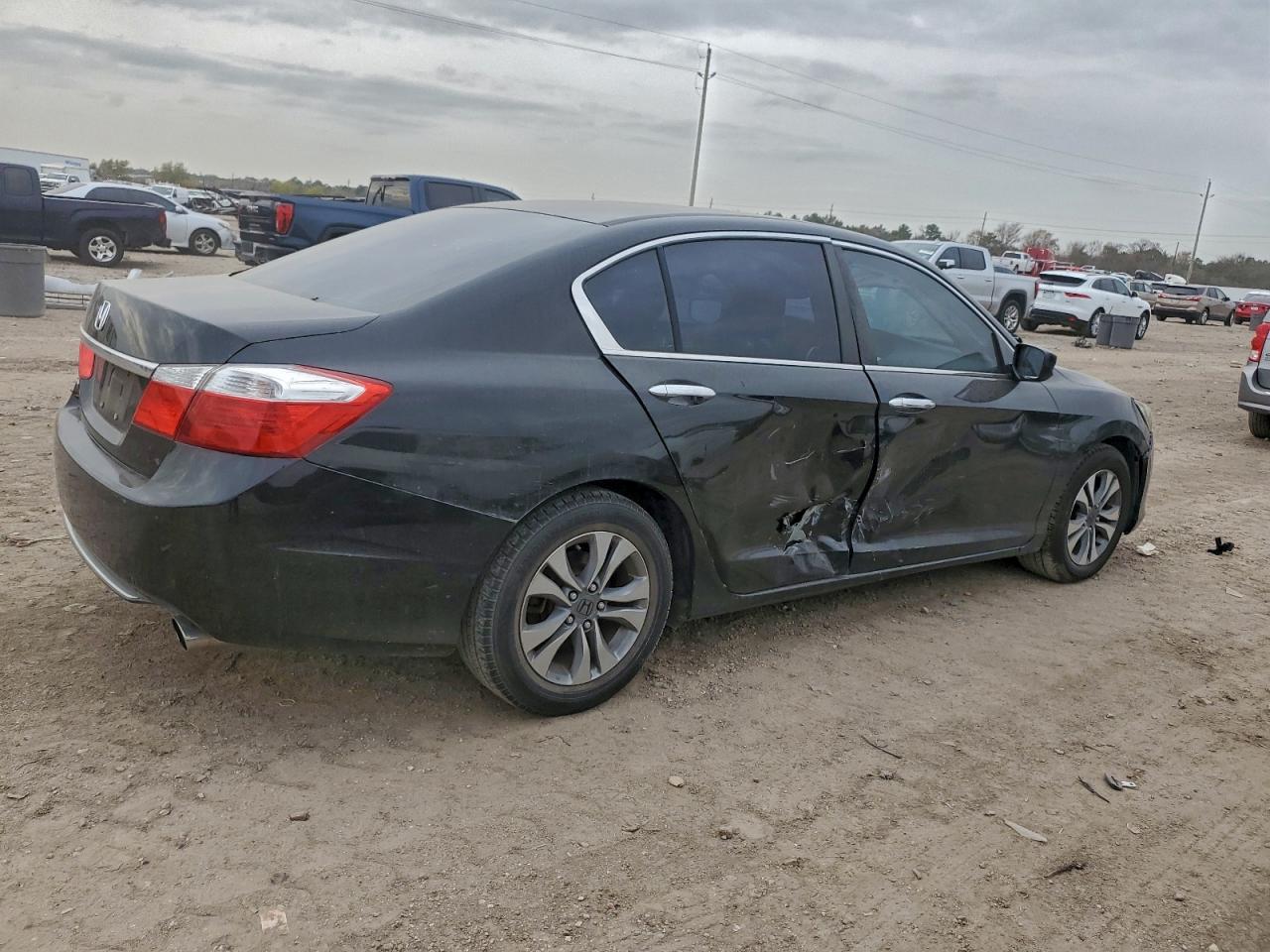 2014 HONDA ACCORD LX photo 3