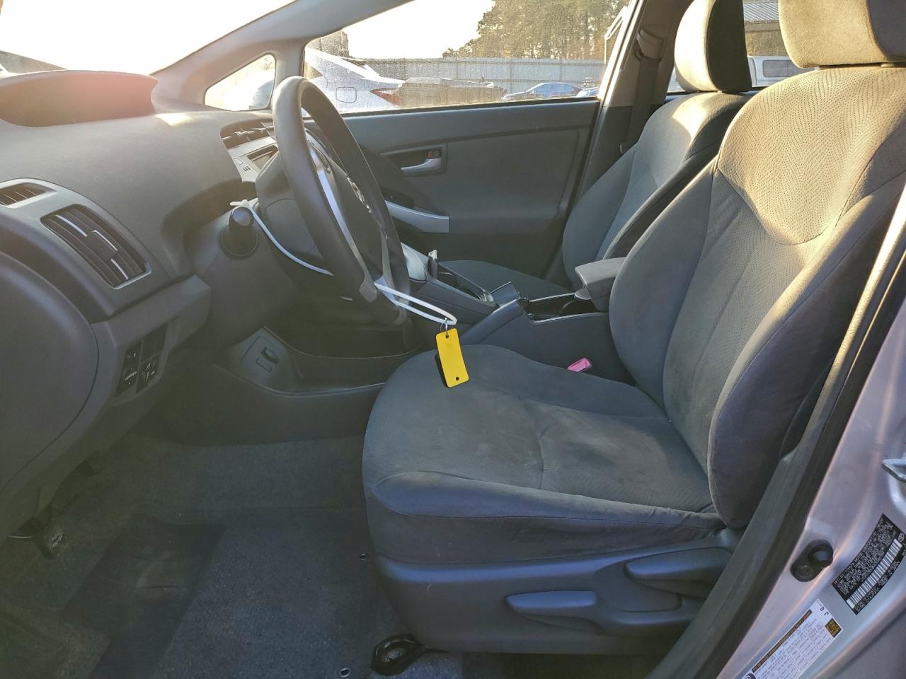 2010 TOYOTA PRIUS II photo 7