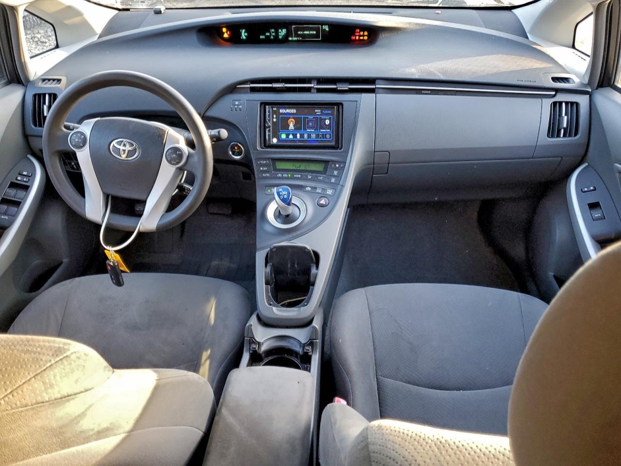 2010 TOYOTA PRIUS II photo 8