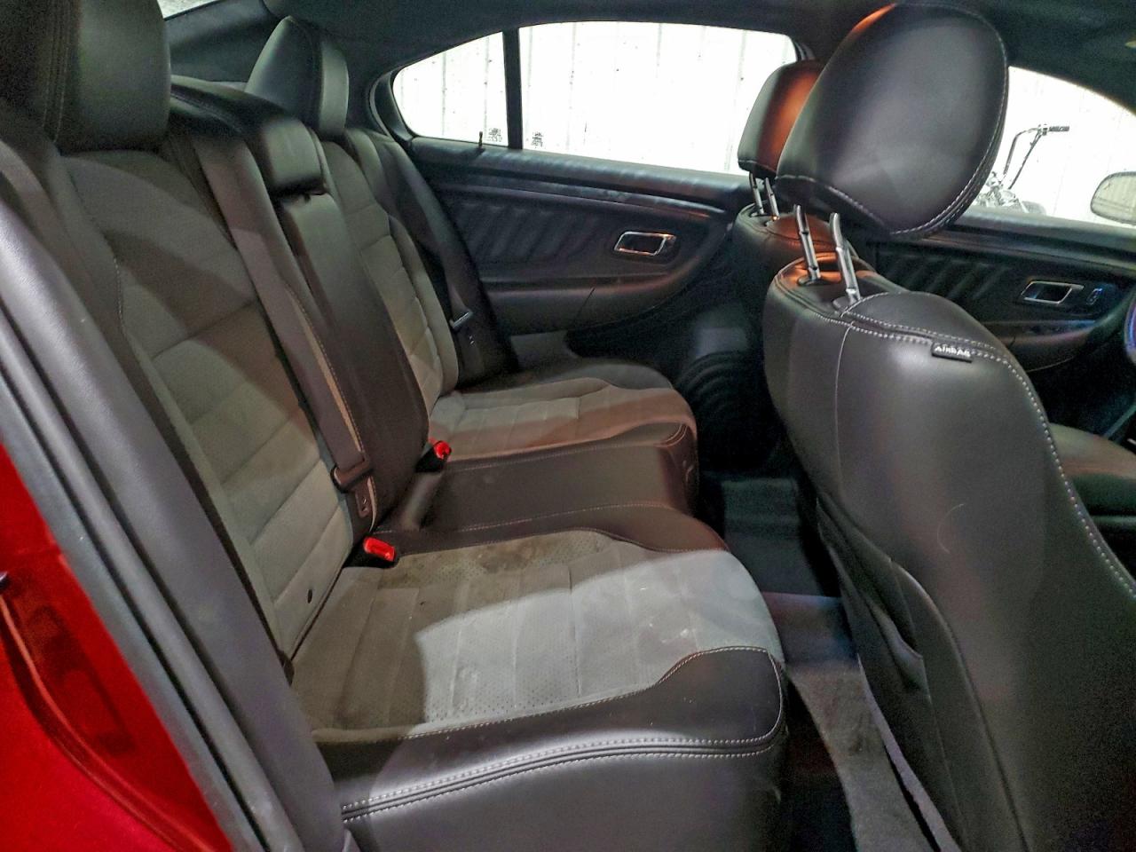 2015 FORD TAURUS SHO photo 10